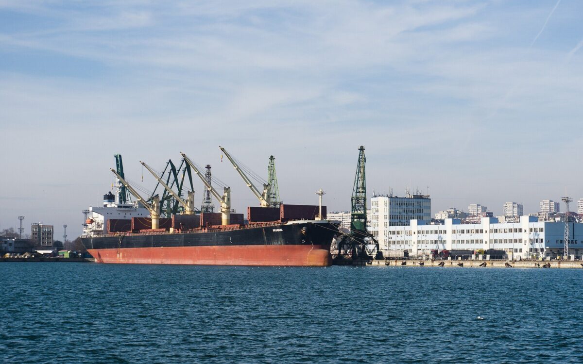 Archivbild zu „Drohnen versenken Frachter – Crew vermisst“