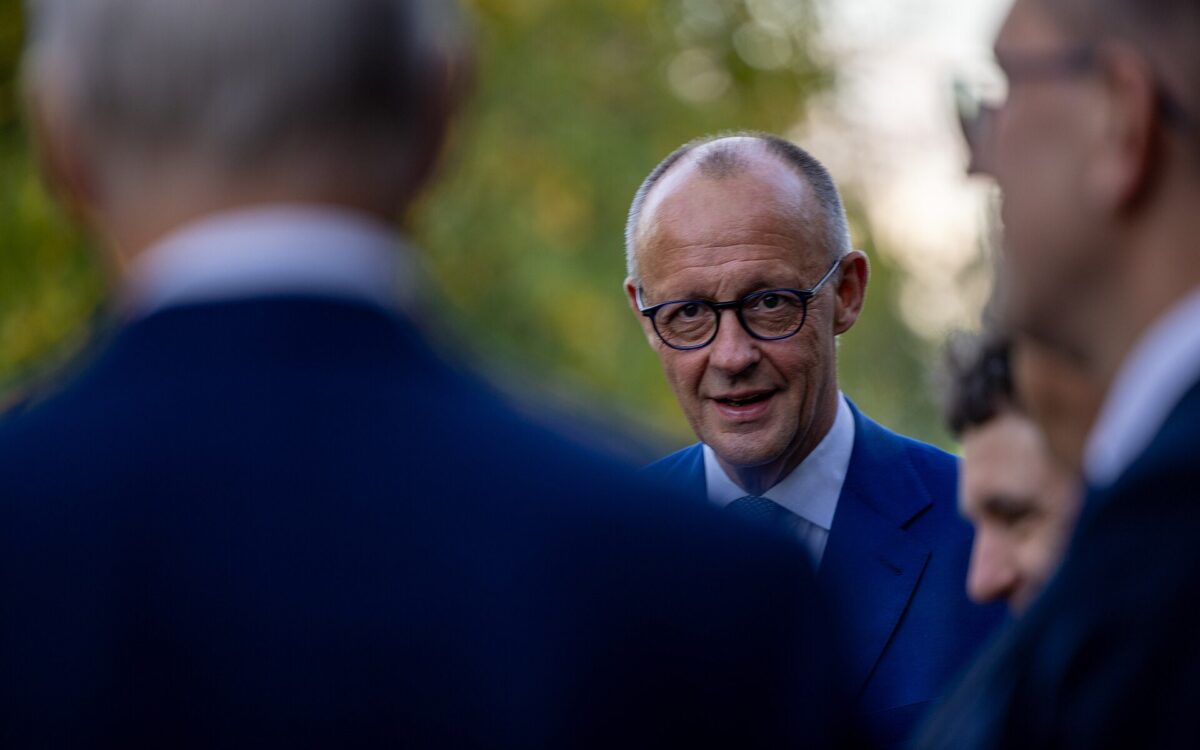 Archivbild: Merz im September 2026 zu „AfD-Präsident mit 48 Stimmen – AfD/BSW: 44“