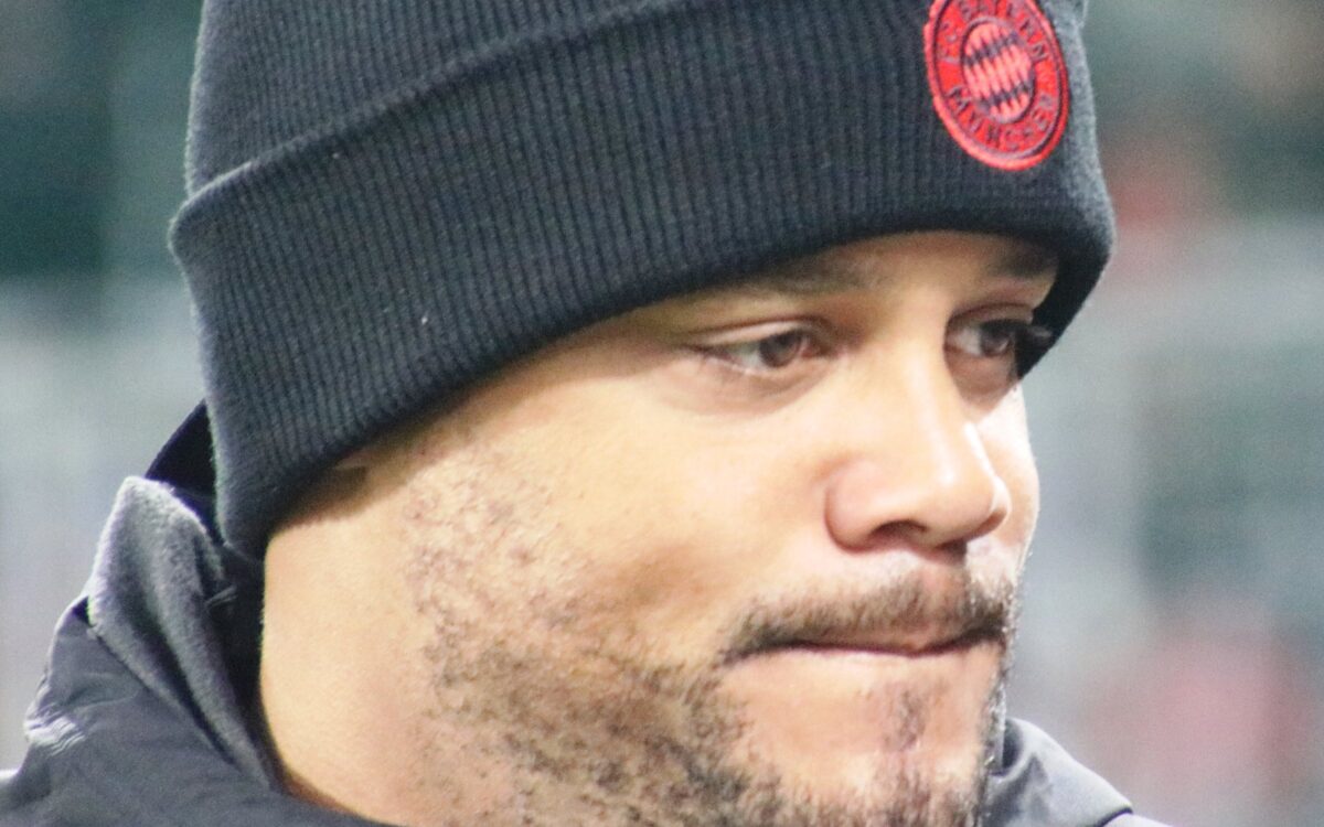 Archivbild zu „Bayern-Trainer Kompany nach Zusammenbruch in Klinik“