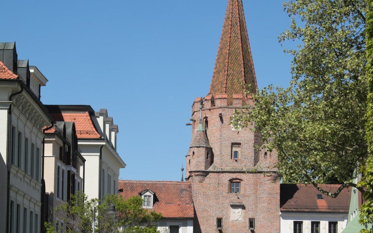 Archivbild: Kreuztor in Ingolstadt zu „Ingolstadt: unter 100.000 Jobs“