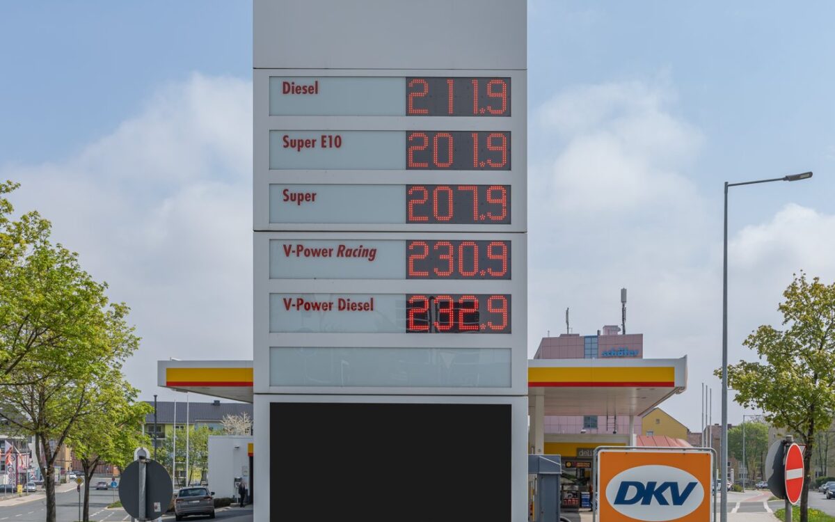 Symbolbild zu „Diesel 3,4 Cent teurer, E10 billiger“